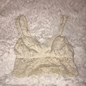 AERIE LACEY CREAM BRALET